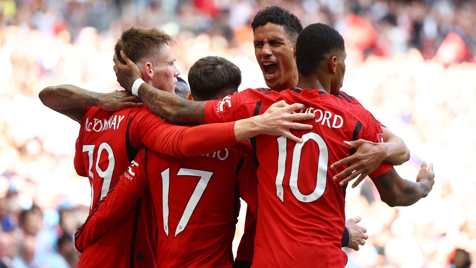 Манчестър Юнайтед спечели Купата на Англия, след като победи съперника си Манчестър Сити с 2-1 във финала на Уембли