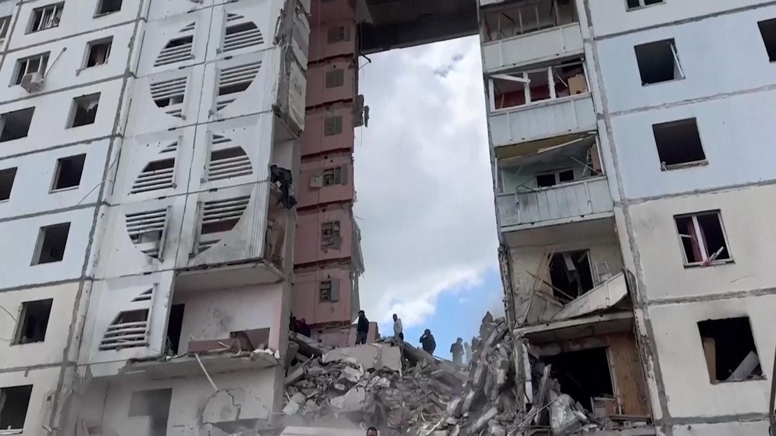 Russian Media Reports At Least Seven Killed In Belgorod Building 