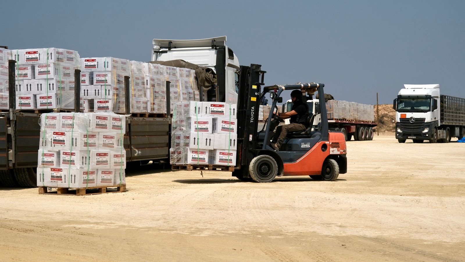 Aid passing through Gaza's 'lifeline' northern crossing at Erez for first time