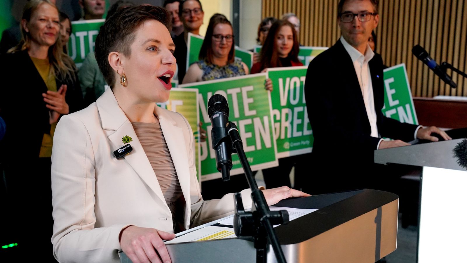 Зелените започват кампания за общи избори, обещавайки „истинска надежда и реална промяна“ в опит да привлекат разочарованите гласоподаватели на лейбъристите
