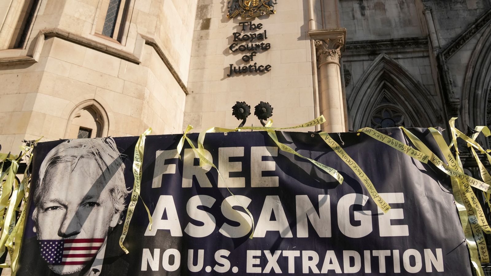 Julian Assange wins High Court bid to bring appeal against extradition to US