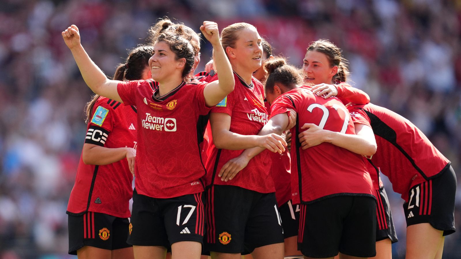 Women’s FA Cup final: Manchester United beat Tottenham 4-0