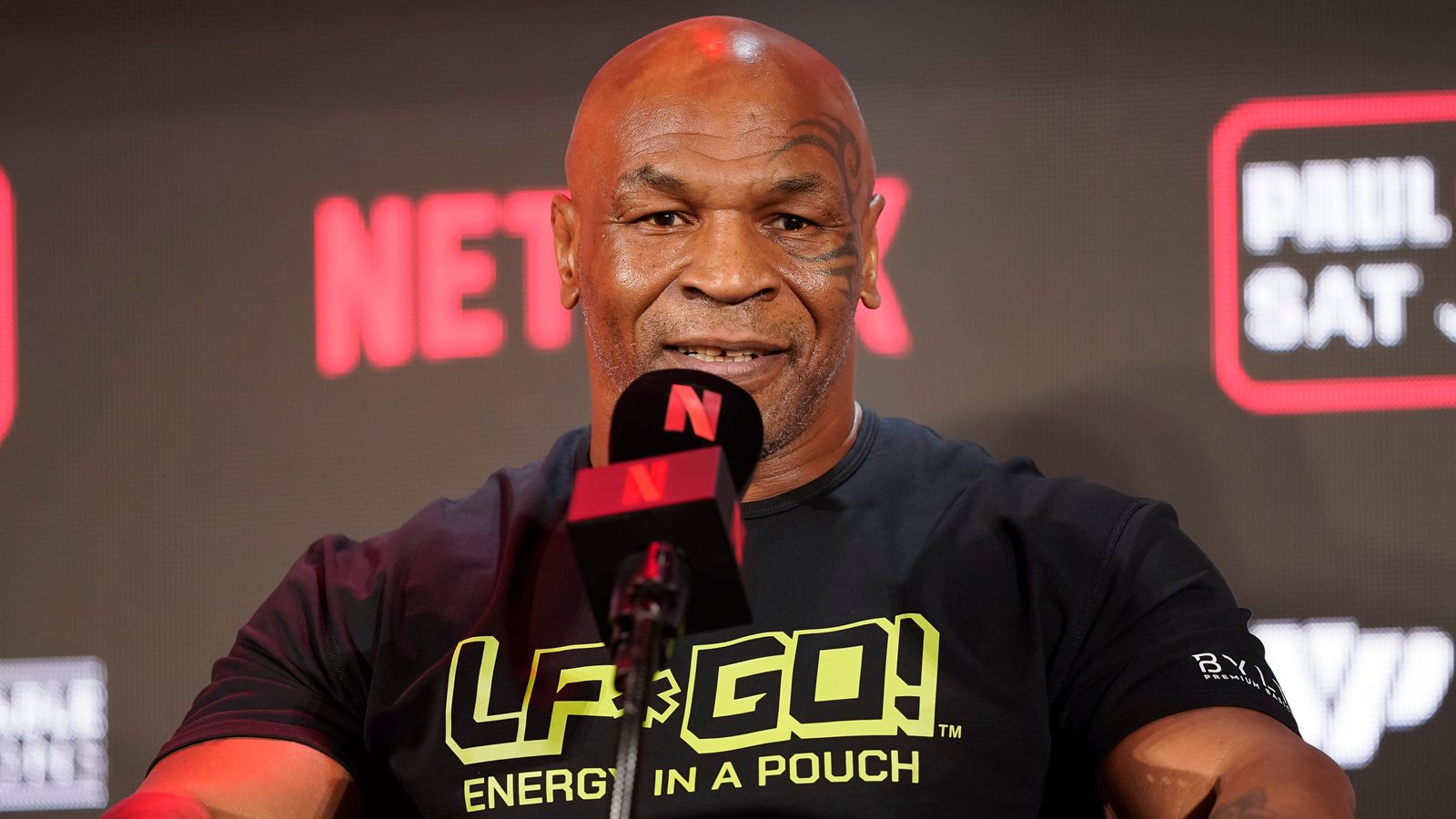 Boxing legend Mike Tyson falls ill on American Airlines flight from Miami to Los Angeles