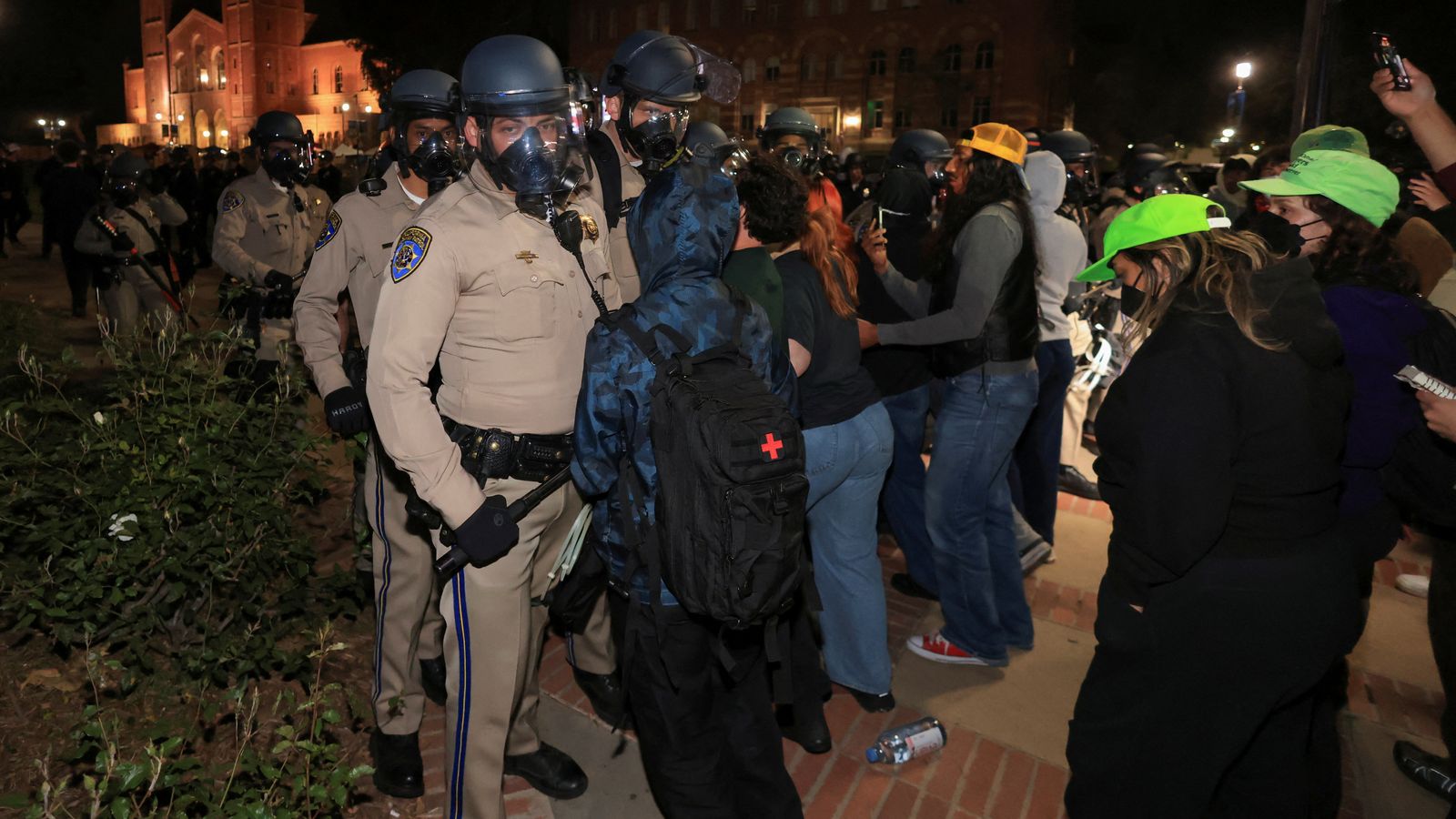 US university protests 300 arrested as police in riot gear break up