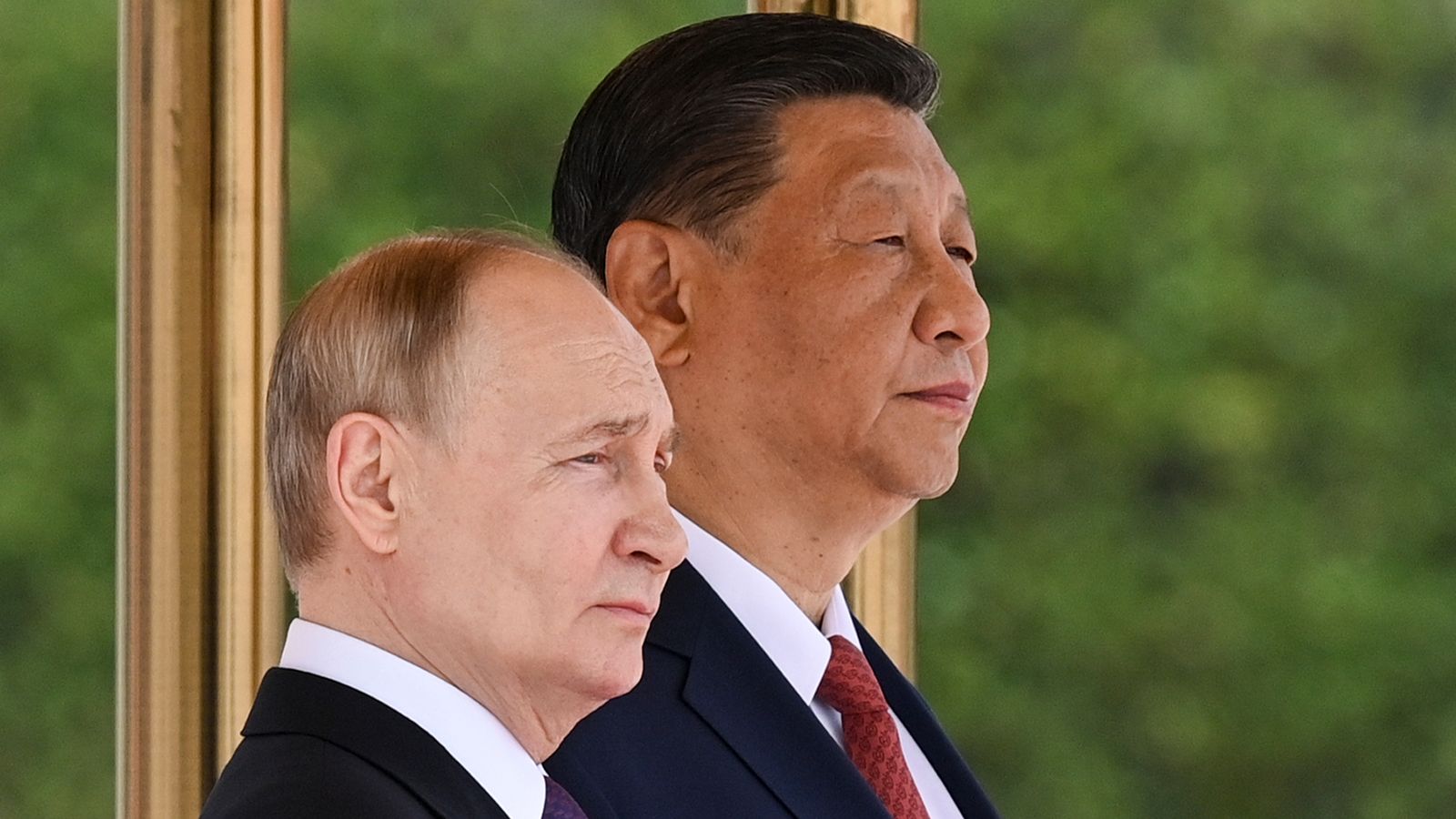 Putin and Xi's show of unity is deliberate - but one of them holds all ...