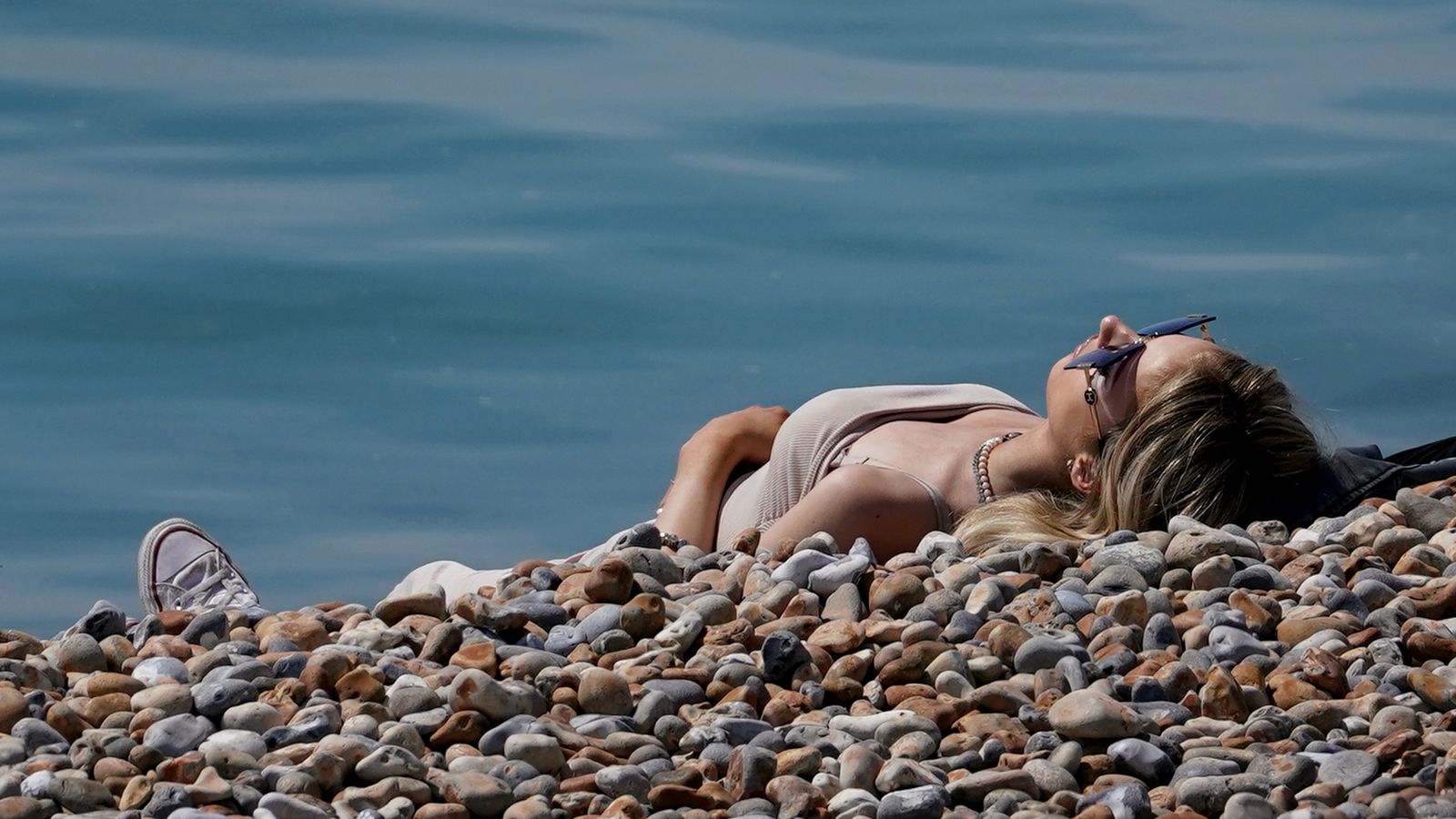 UK weather: It's the hottest day of the year so far - and it could get warmer this weekend