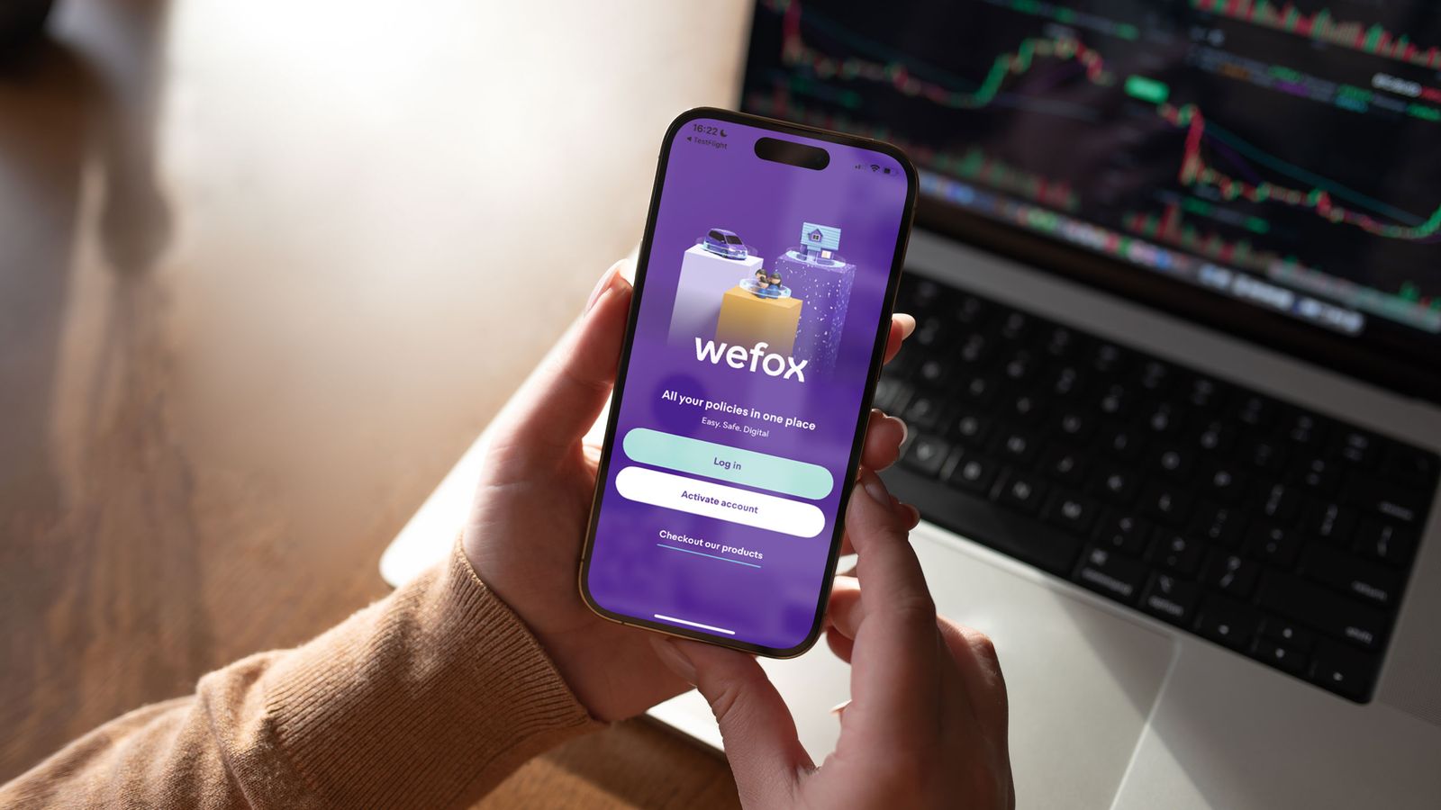 Insurance unicorn Wefox warns traders of insolvency danger