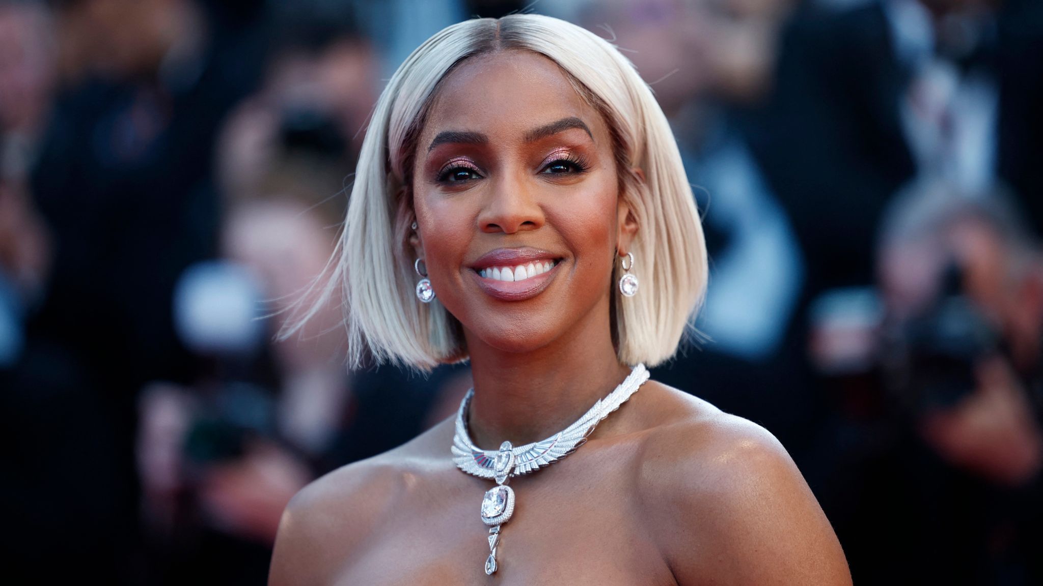 Kelly Rowland responds to row with female security guard on Cannes Film ...