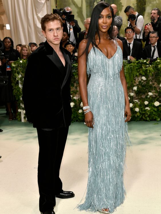 Daniel Lee, left, and Naomi Campbell attend The Metropolitan Museum of Art&#39;s Costume Institute benefit gala celebrating the opening of the "Sleeping Beauties: Reawakening Fashion" exhibition on Monday, May 6, 2024, in New York. (Photo by Evan Agostini/Invision/AP)