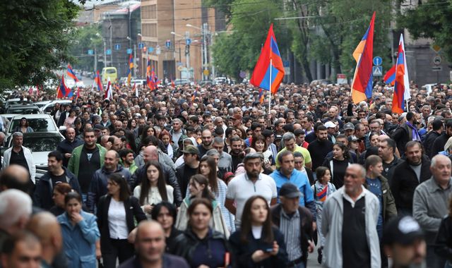 Armenians call for resignation of prime minister Nikol Pashinyan after border villages... - Vimarsana News