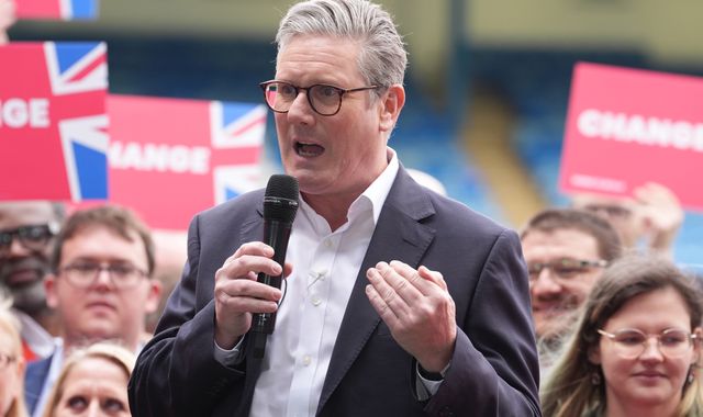 Sir Keir Starmer announces plans to lower legal migration - Vimarsana News