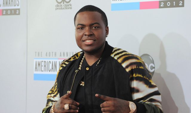 Sean Kingston: SWAT team raid singer's mansion and arrest his mother on fraud and theft charges - Vimarsana News