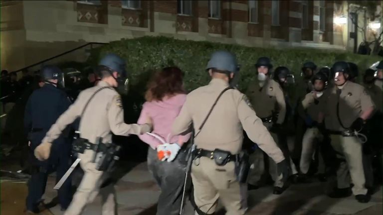 Police make arrests during UCLA protest