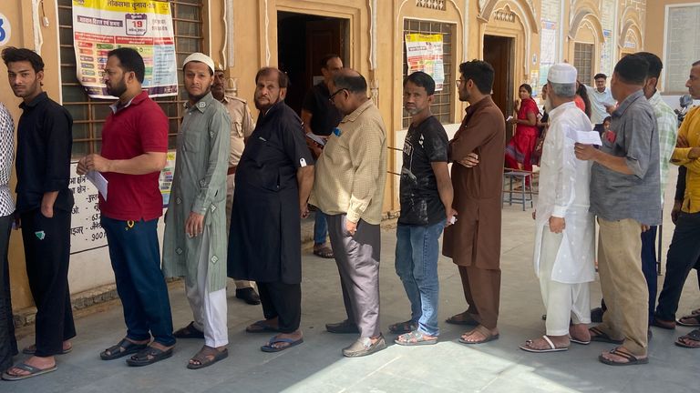 Almost a billion people will vote in India&#39;s elections, held over seven phases with the result being declared on 4 June.
