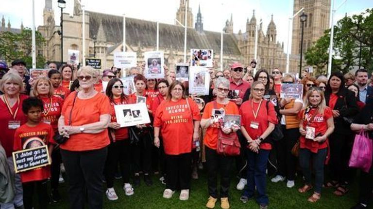 Infected blood campaigners meeting in Parliament Square in London ahead of the publication of the final report into the scandal. They will hold a minute of silence in remembrance of the people who have lost their lives because of this scandal. Picture date: Sunday May 19, 2024.
