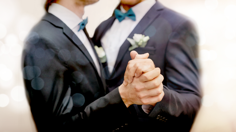 英国では婚前契約が増加している。 写真: iStock/スカイニュース
