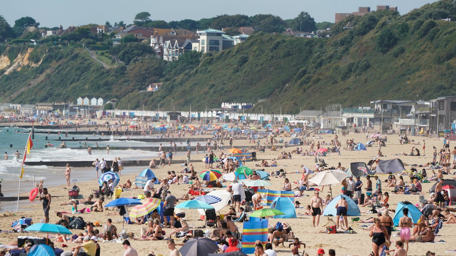 UK weather: Temperatures set to rise - with some areas forecast to be as hot as Ibiza
