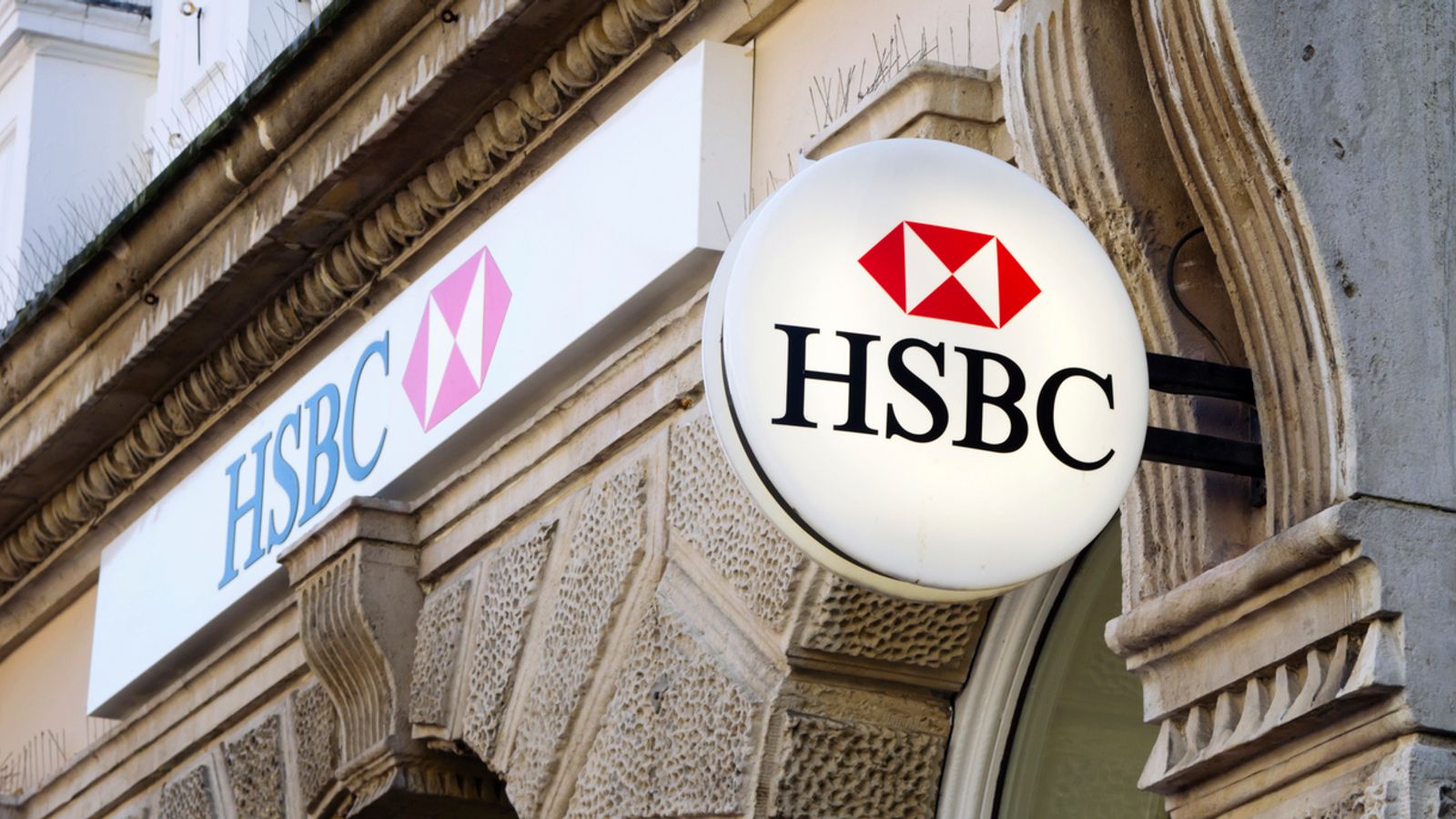 HSBC’s boss is leaving on a high – but his successor faces tougher times