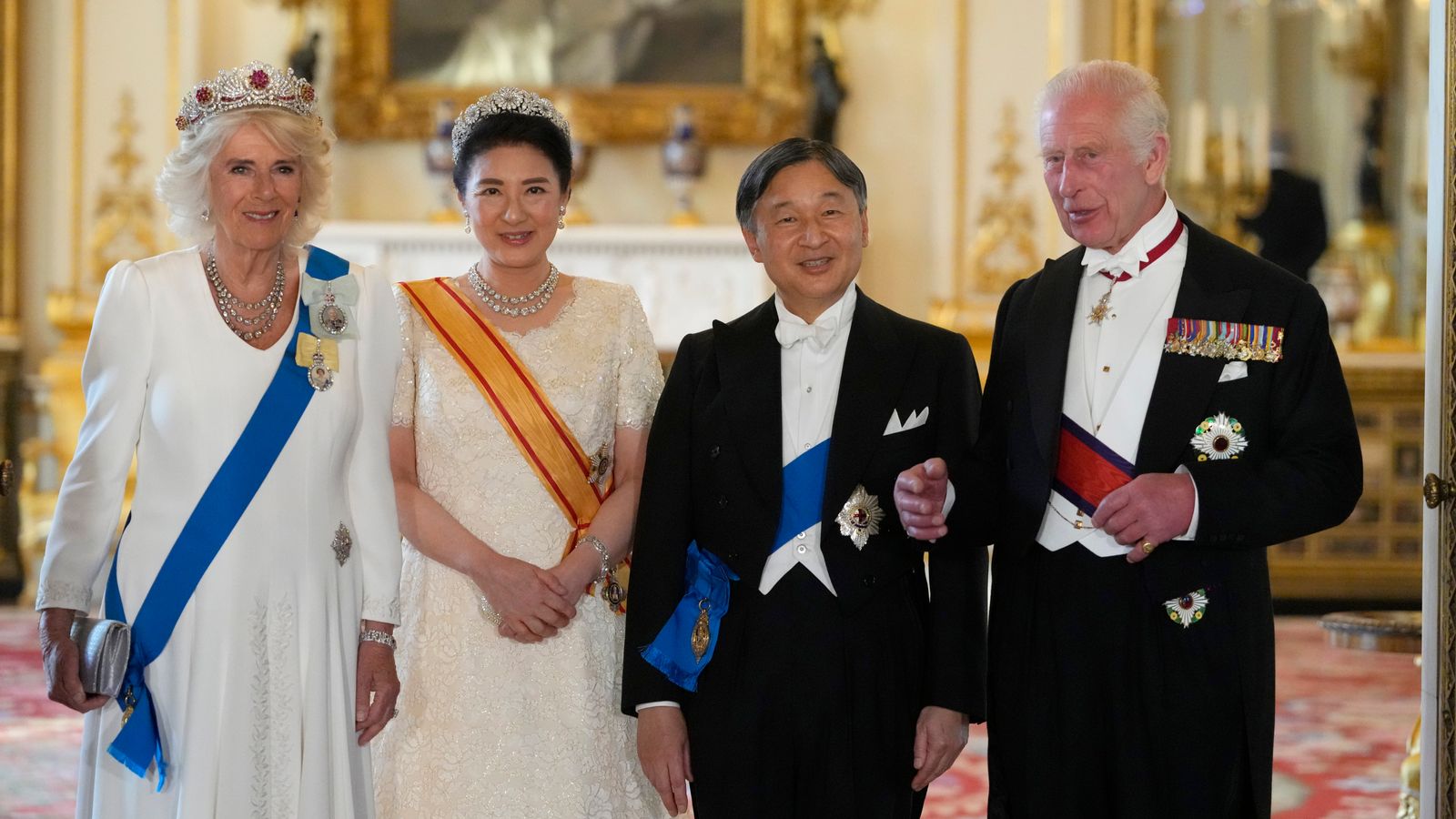 King and Queen welcome Emperor and Empress of Japan in state visit ...