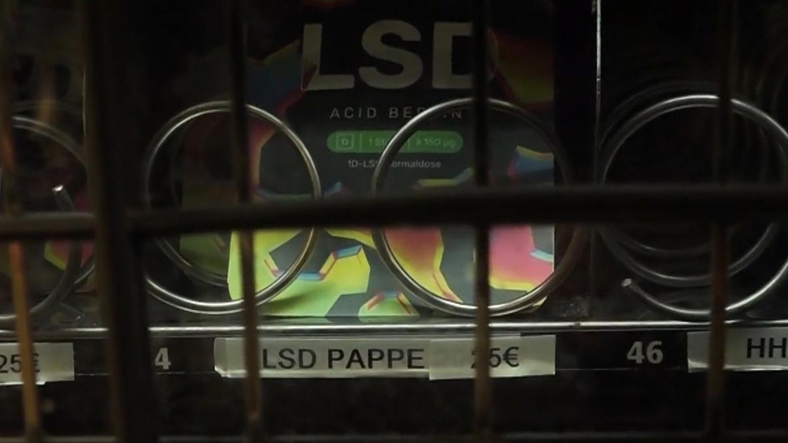 1D-LSD is legal currently in Germany because it is a variant and therefore  falls outside the bracket.