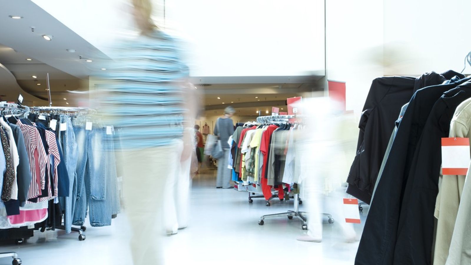 Slippery floors and a burst of heat: Tricks shops use to get you to spend more