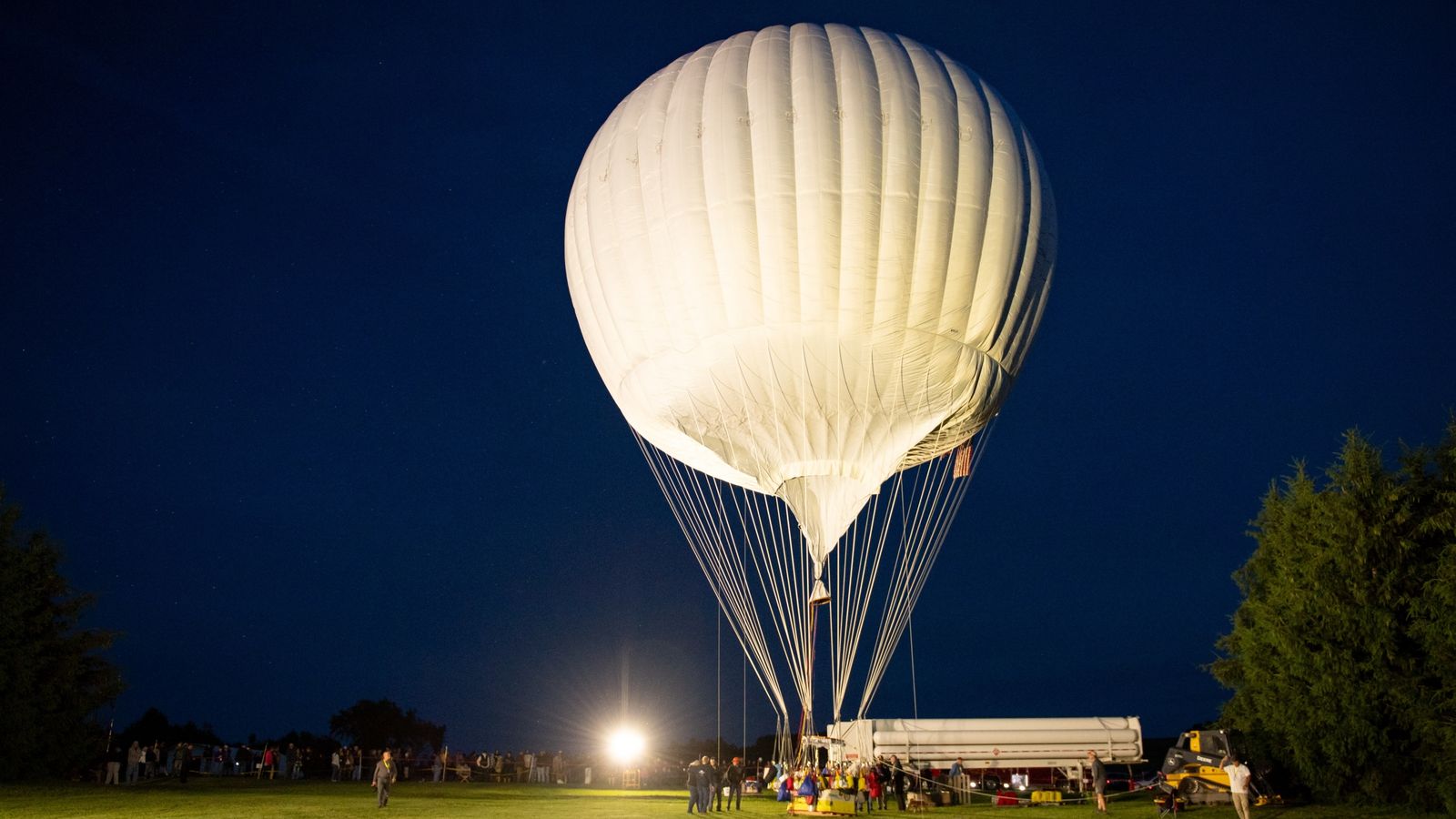 Pioneering transatlantic hydrogen balloon attempt scuppered by weather