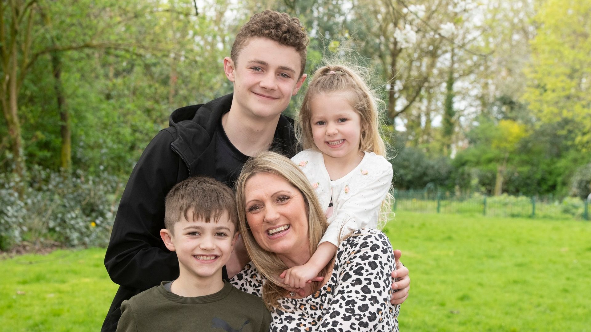 Dame Deborah James 'saved my life from bowel cancer' thumbnail
