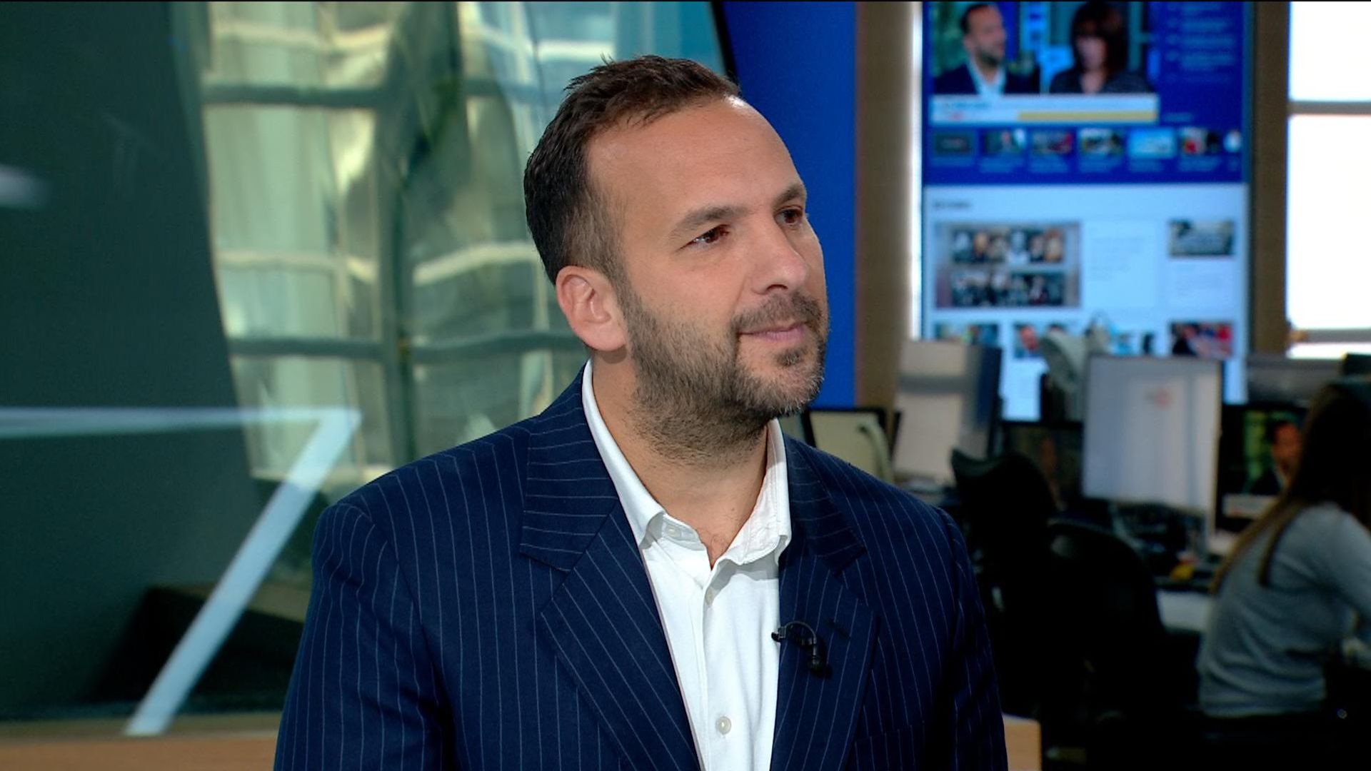 Greens ditch plan to ‘reduce’ childbirth interventions as they pledge £50bn for healthcare