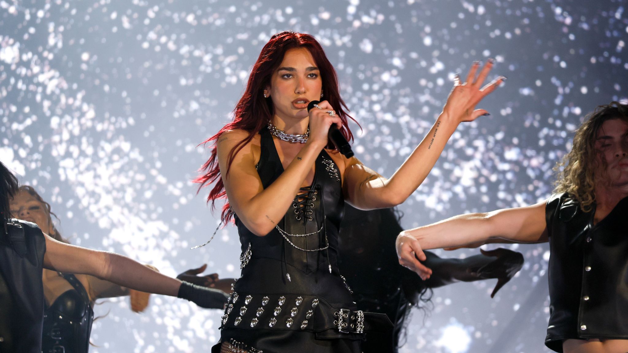 Dua Lipa At Glastonbury A Masterclass From A Proper Pop Star Ents