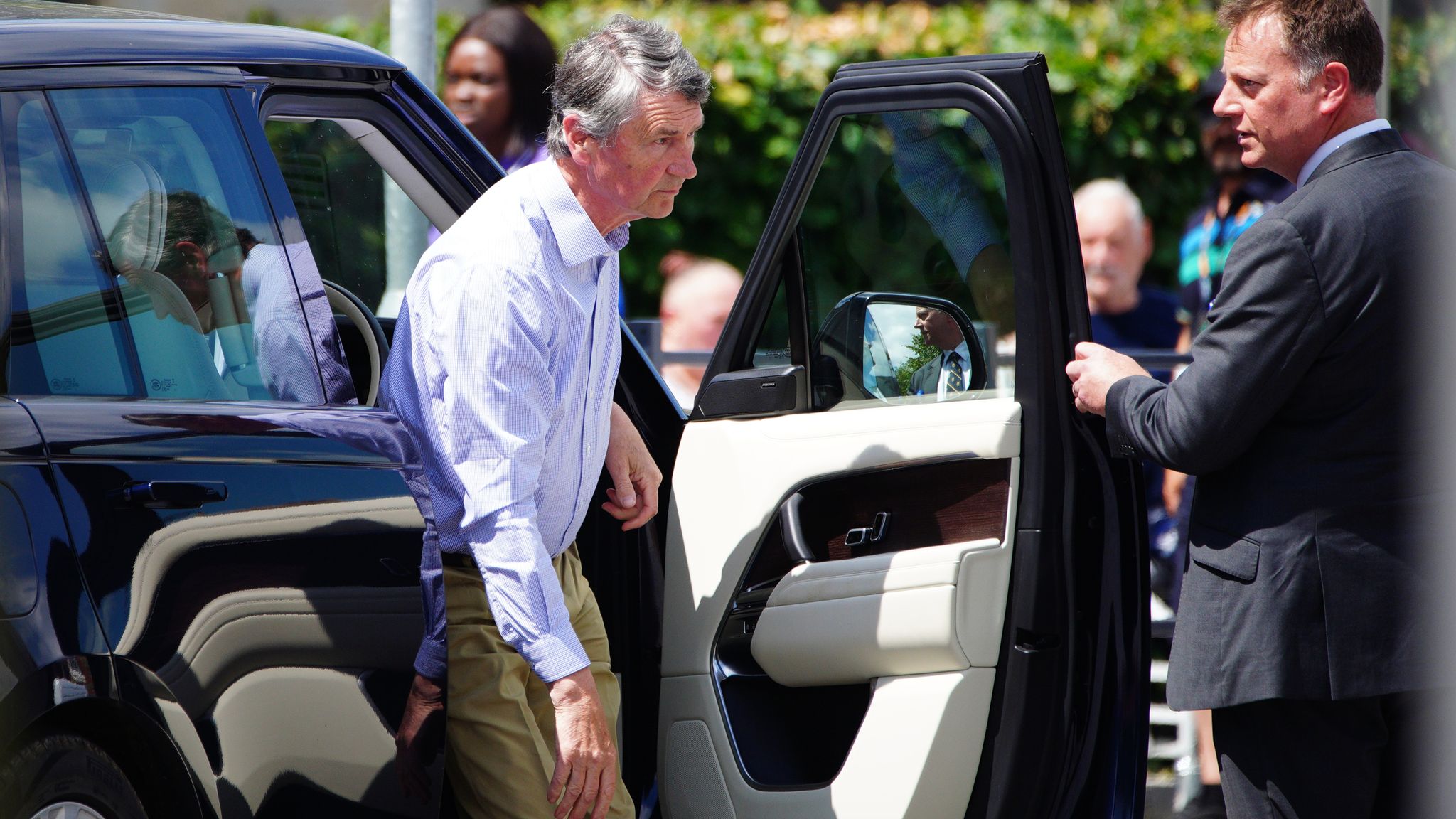 Princess Anne's husband visits her in hospital after concussion ...