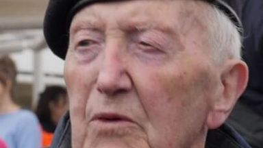 D-Day veteran remembers shipmates on the anniversary.