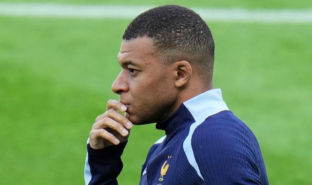 Kylian Mbappe urges young people to vote against rising 'extremes' in ...