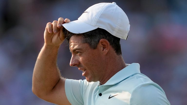 Rory McIlroy, of Northern Ireland, reacts after missing a putt on the 18th hole during the final round of the U.S. Open golf tournament Sunday, June 16, 2024, in Pinehurst, N.C. (AP Photo/Matt York)