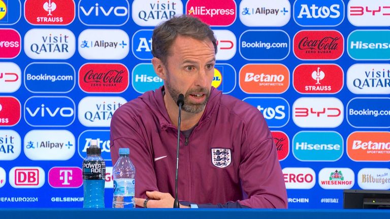 Southgate: &#39;Irrelevant&#39; what fans think of me