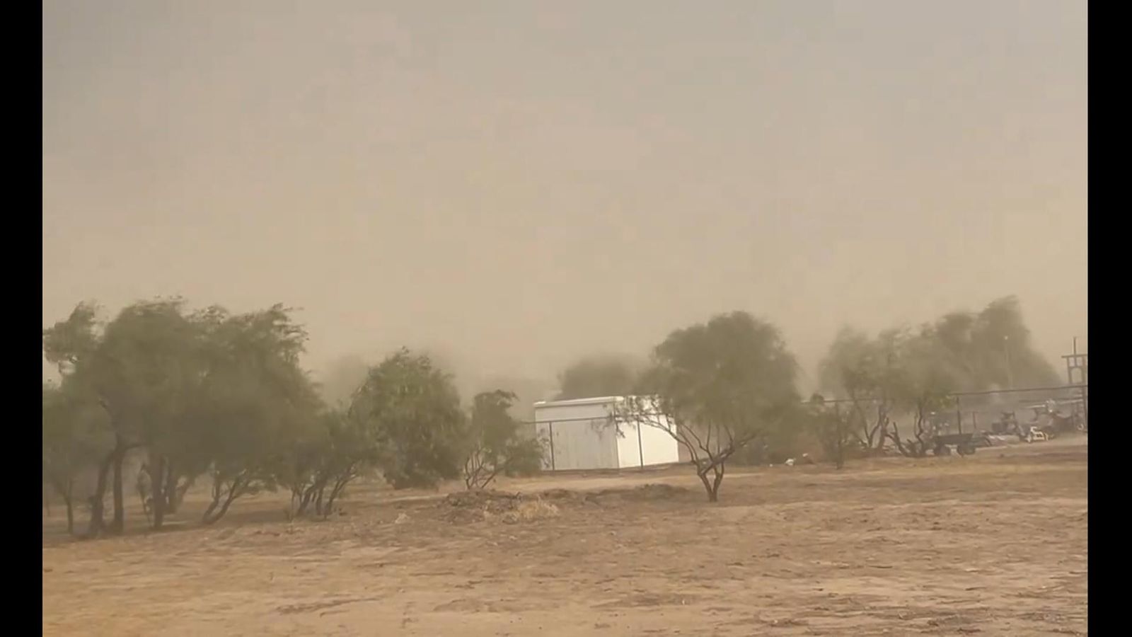 Arizona: Severe thunderstorm brings dust to parts of Arizona | News UK ...