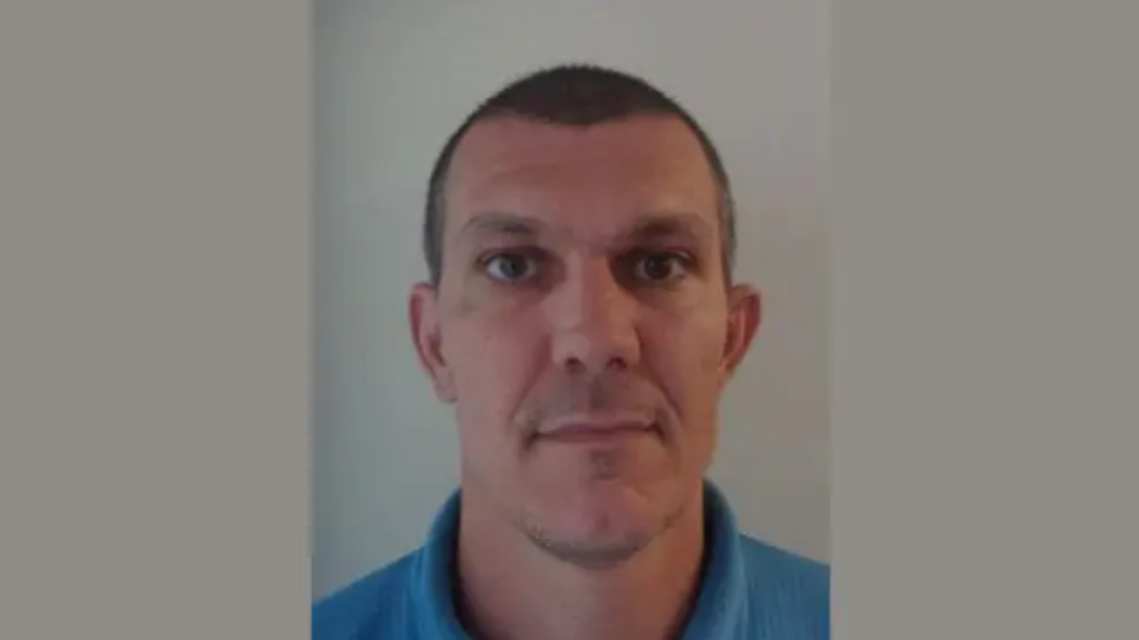 Gary Rootham: Manhunt for prisoner on the run as police warn public not to approach him