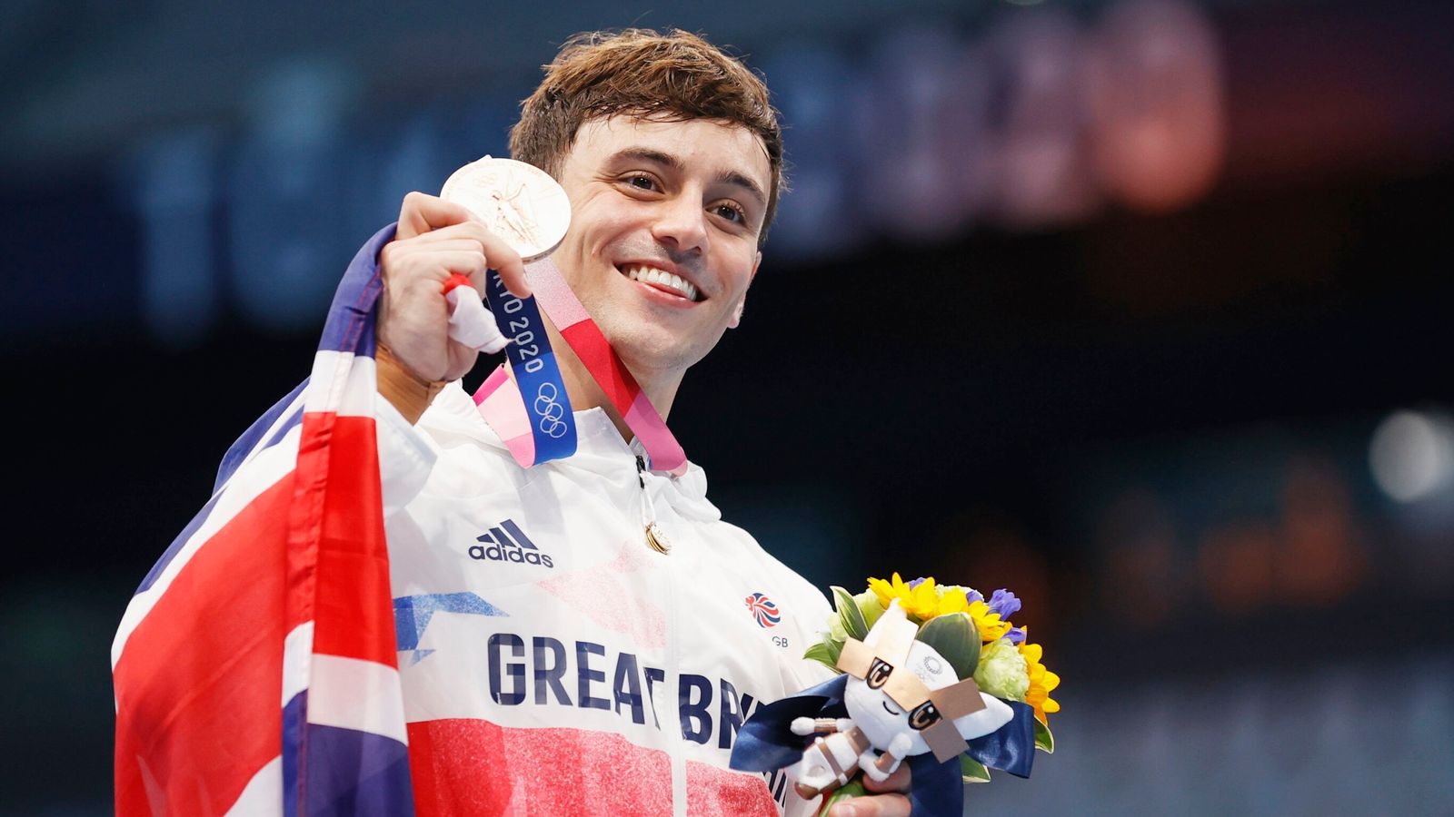 Tom Daley shows off cardboard beds in Paris Olympic village | World ...