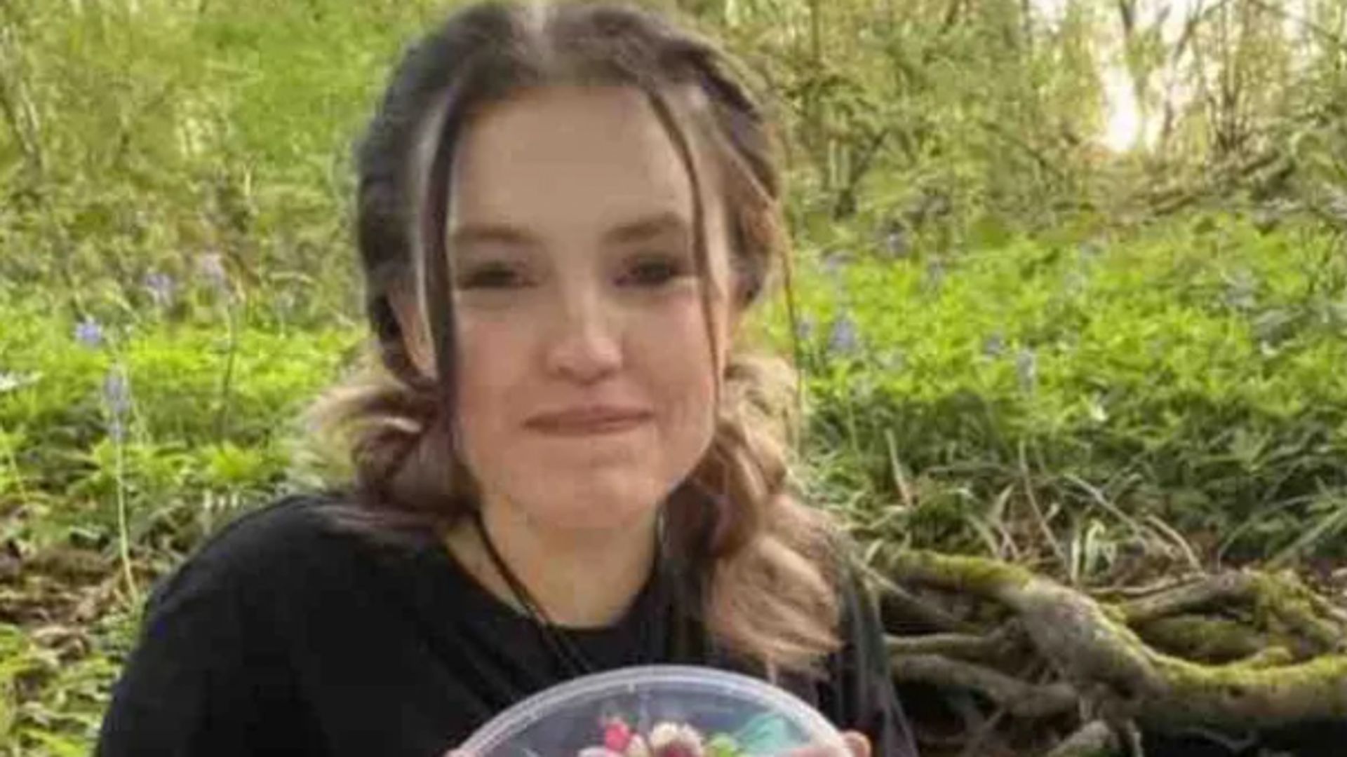 Girl, 17, dies of suspected ecstasy overdose at amusement park music event