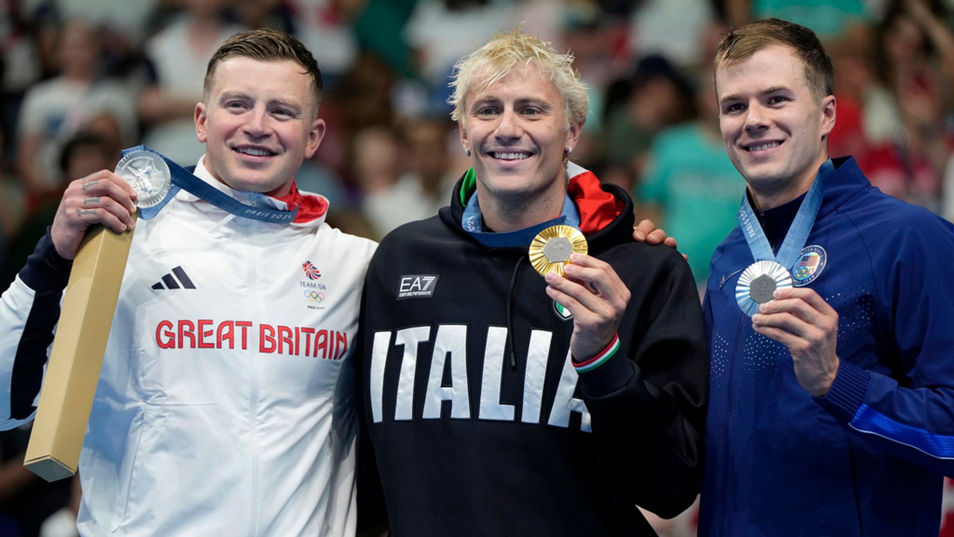Adam Peaty pipped to gold as he misses out on third consecutive title