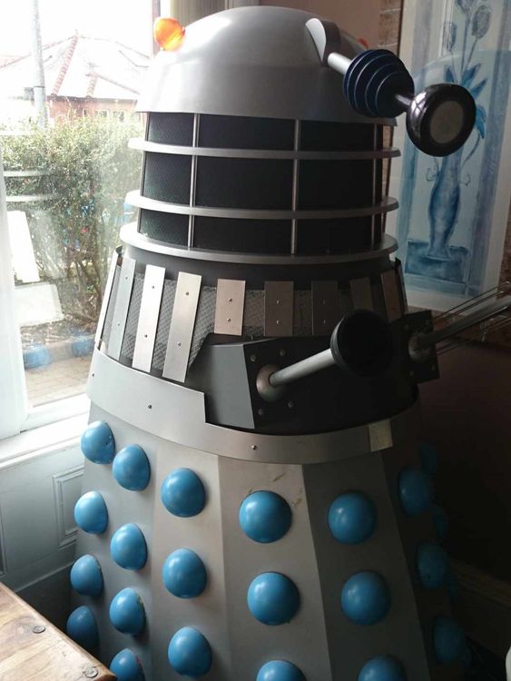 skynews-doctor-who-dalek-davie-kirkwood_6638092 دكتور من يبحث عن منزل جديد لـ Dalek مقابل تبرع باركنسون في المملكة المتحدة |  أخبار المملكة المتحدة