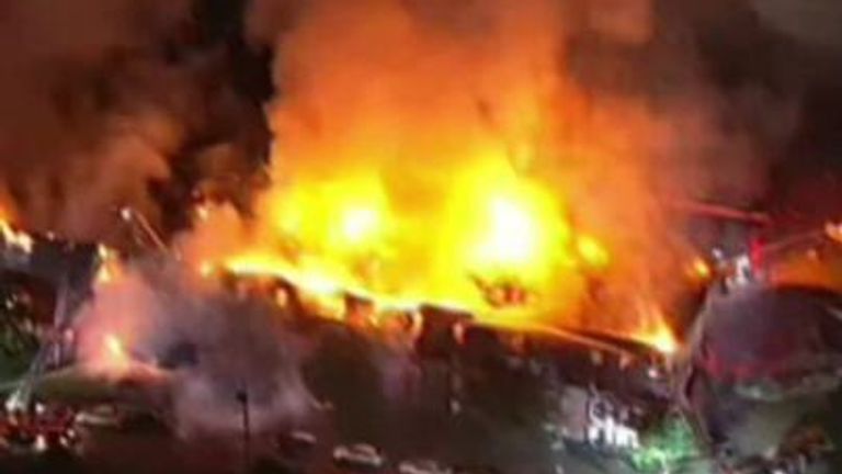 Over 130 firefighters respond to apartment blaze