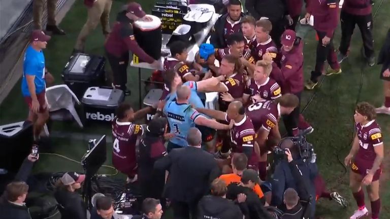 Australia: Mass brawl breaks out during State of Origin clash between ...