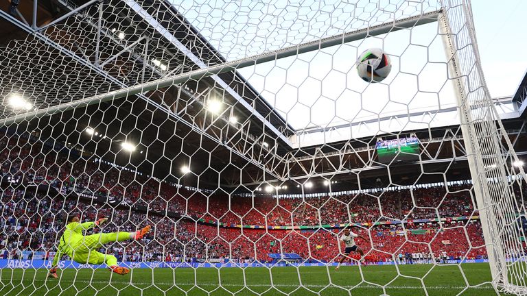 England vs Switzerland - Dusseldorf Arena, Dusseldorf, Germany - July 6, 2024 England's Trent Alexander-Arnold scores a penalty during the shootout against Switzerland's Yann Sommer.  Photo: Reuters