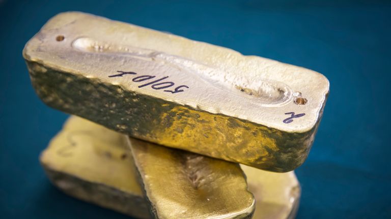 What happens when the world's gold mines run dry? - Money ...