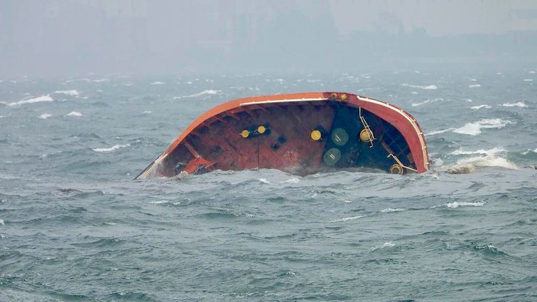 Philippine oil tanker sinks in Manila Bay. Pic: Philippine Coast Guard/AP