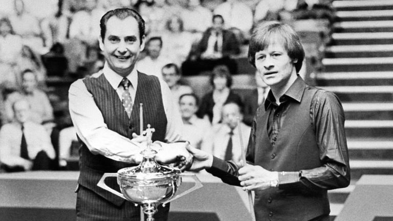 Ray Reardon and Alex Higgins. Pic: PA