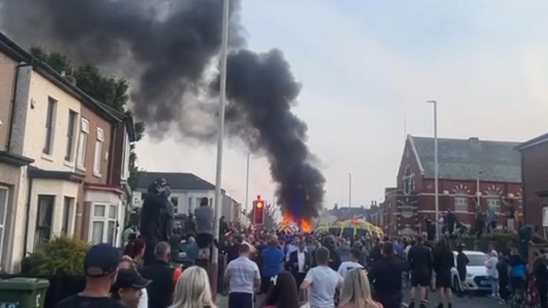 Rioting outside mosque in Southport 