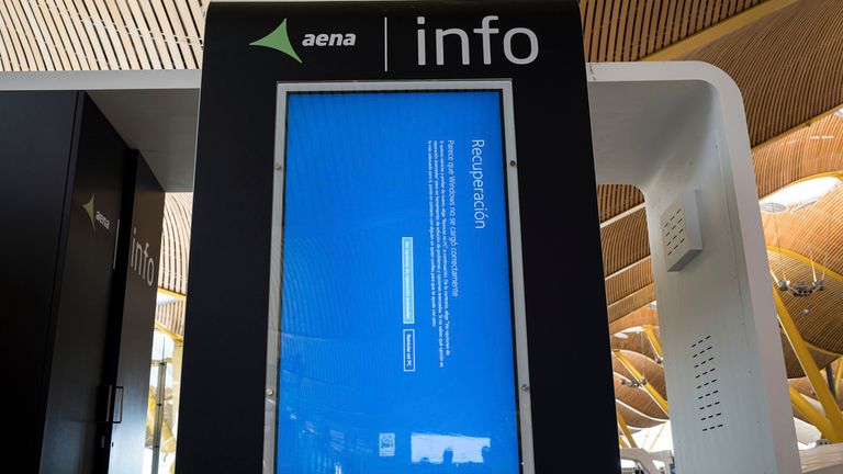 Blue screen indicating system failure of Microsoft computers at Madrid-Barajas airport during the Microsoft security system crash that has caused failures at major companies around the world. Pic: AP
