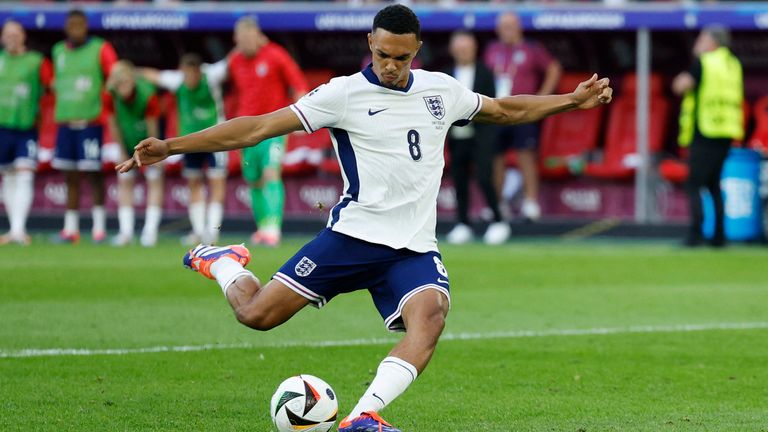 England v Switzerland - Dusseldorf Arena, Dusseldorf, Germany - July 6, 2024 England's Trent Alexander-Arnold scores a penalty to win the shoot-out REUTERS/John Sibley