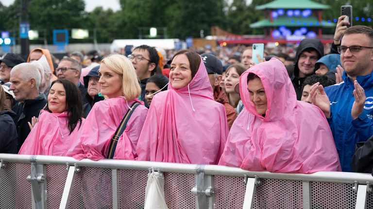 BST HYDE PARK 2024 - July 5 2024 Fans brave the rain for Andrea Bocelli (Photo by Dave Hogan/Hogan Media Shutterstock)

5 Jul 2024Photographer
Dave Hogan/Hogan Media/Shutterstock